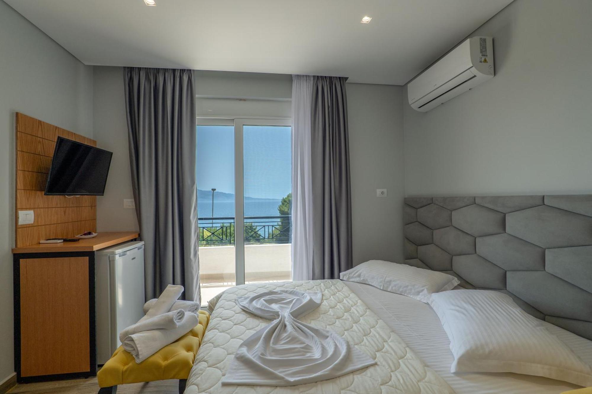 Sunkised Hotel Saranda Dış mekan fotoğraf
