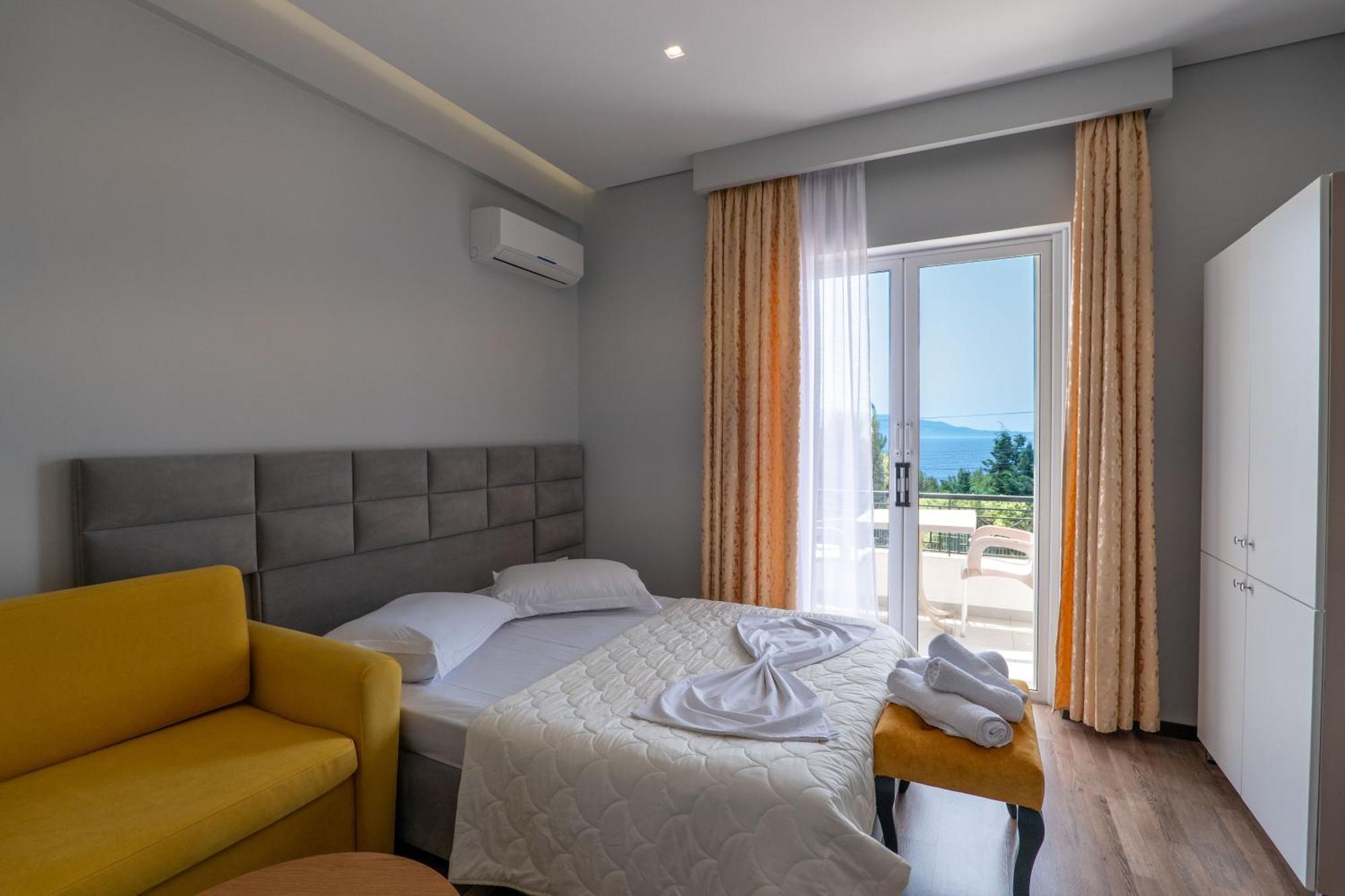 Sunkised Hotel Saranda Dış mekan fotoğraf