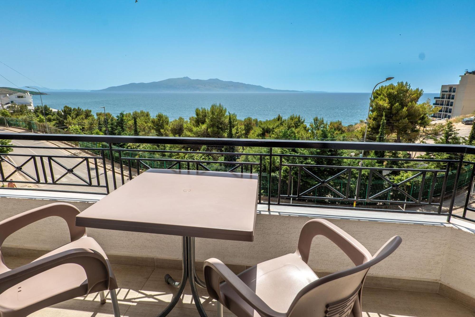 Sunkised Hotel Saranda Dış mekan fotoğraf