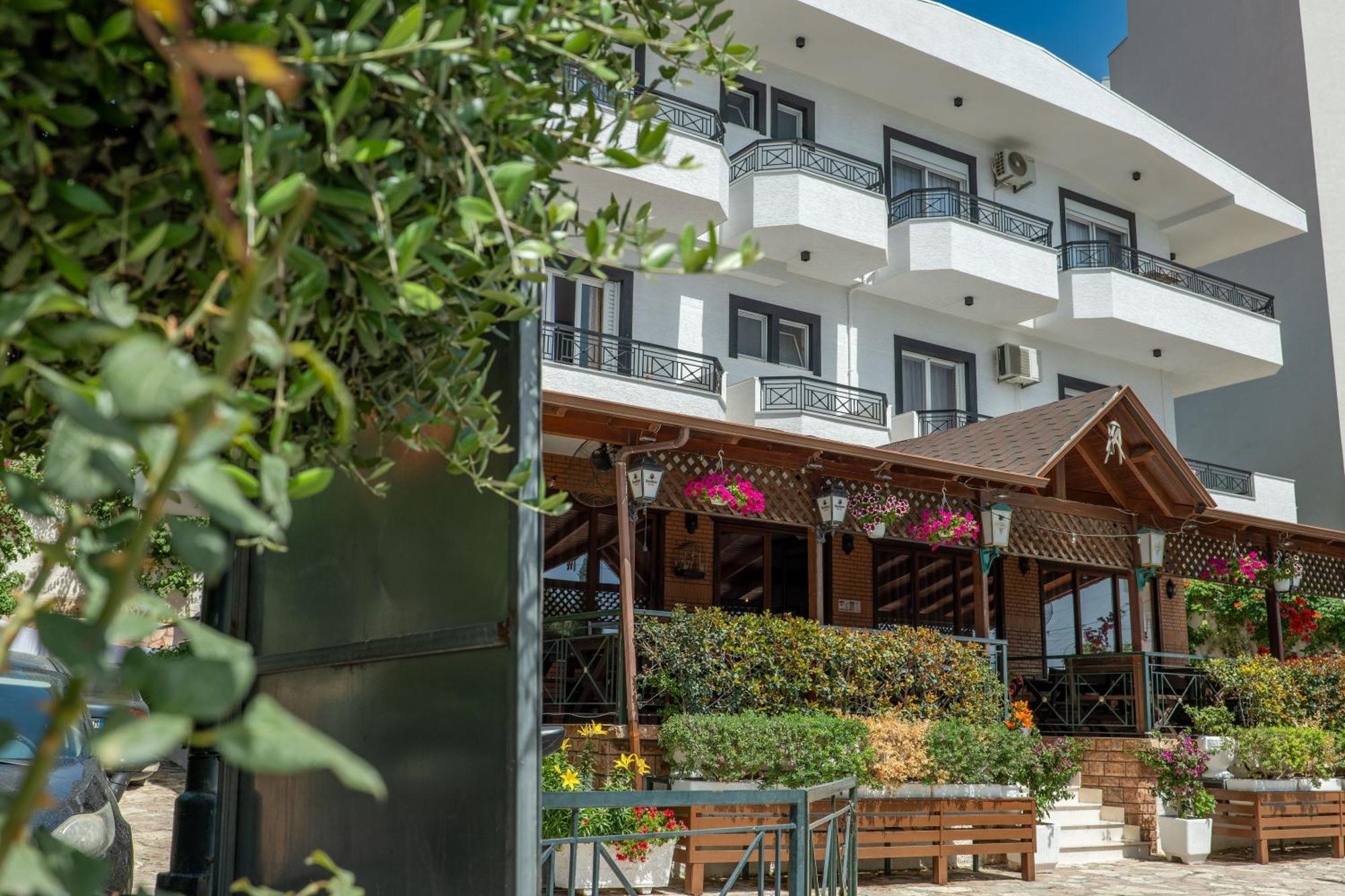 Sunkised Hotel Saranda Dış mekan fotoğraf