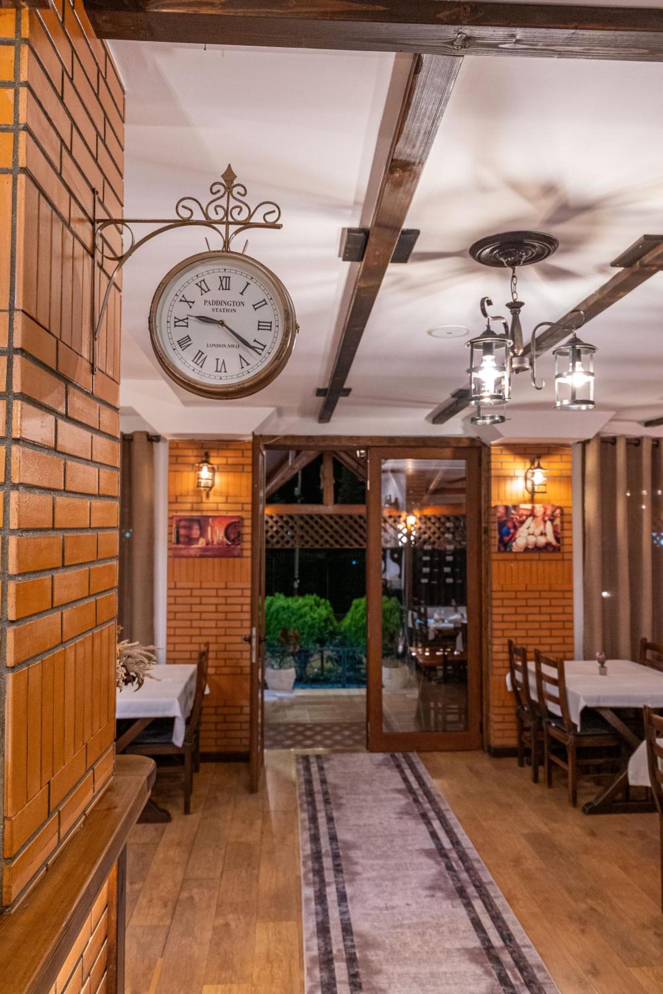 Sunkised Hotel Saranda Dış mekan fotoğraf