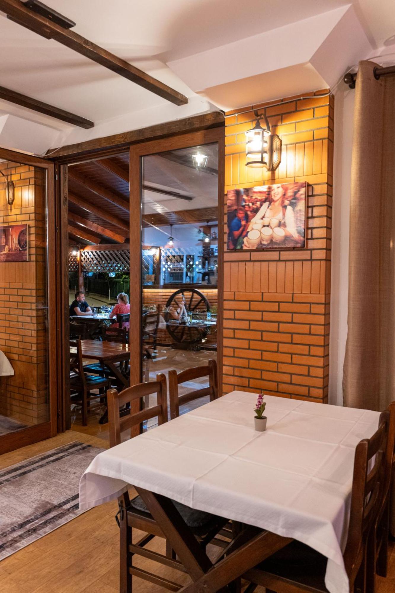 Sunkised Hotel Saranda Dış mekan fotoğraf