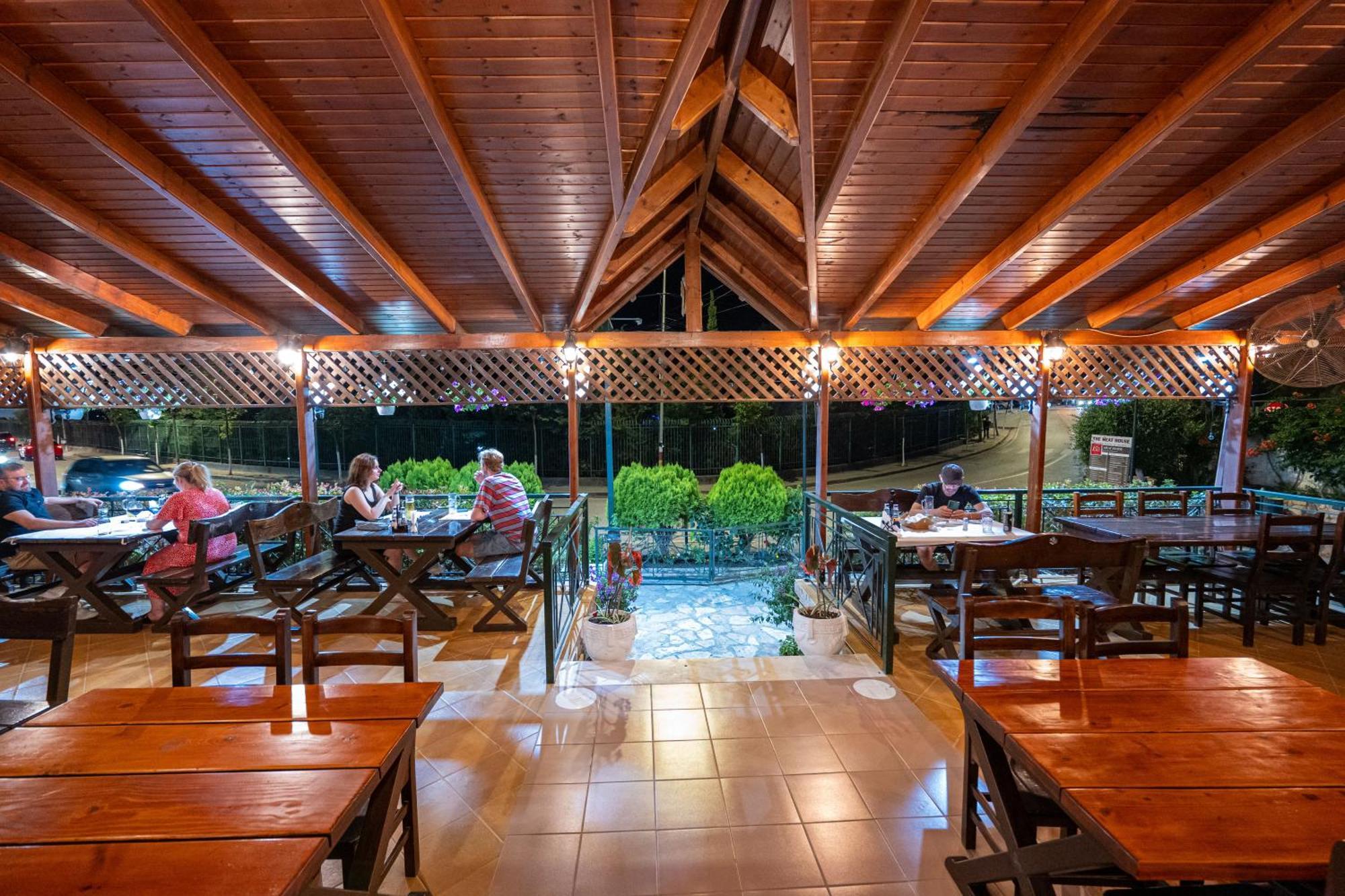 Sunkised Hotel Saranda Dış mekan fotoğraf
