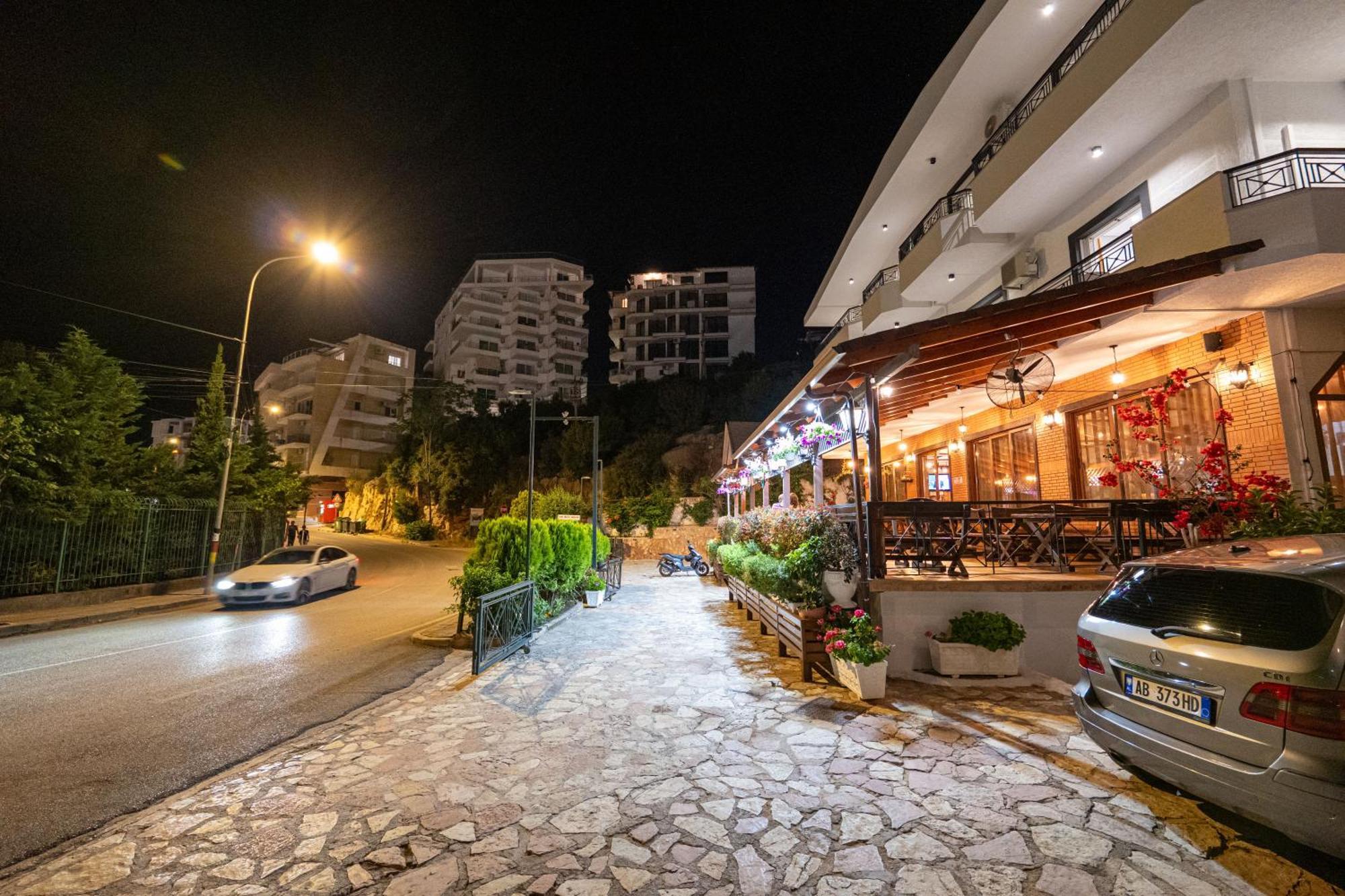 Sunkised Hotel Saranda Dış mekan fotoğraf